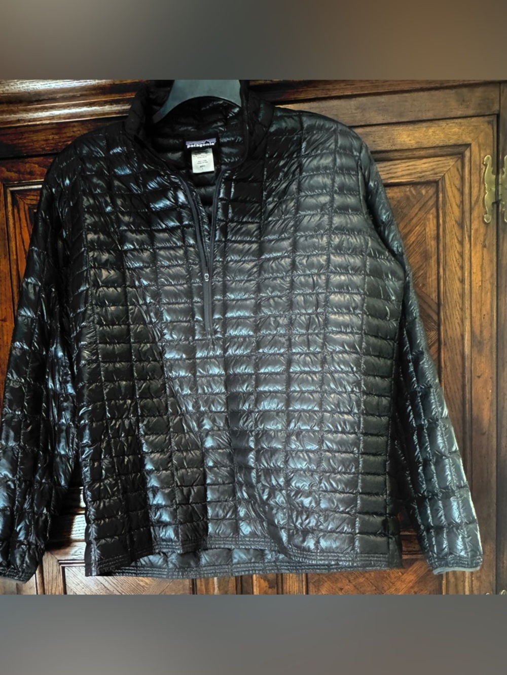 Patagonia Men’s  Black Quilted QuarterZip Puff Jacket